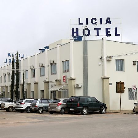 Licia Hotel Joao Pinheiro Exterior foto
